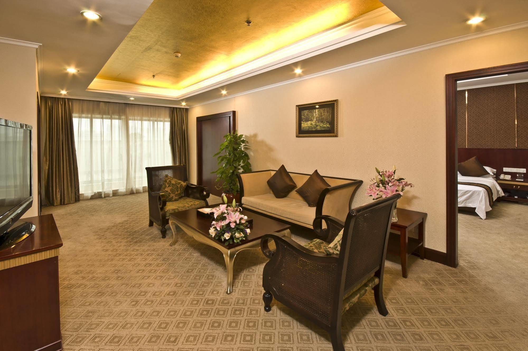 Nile International Hotel Dongguan  Extérieur photo